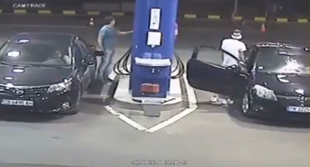 Gas station owner extinguishes customer who wouldn’t put out cigarette
